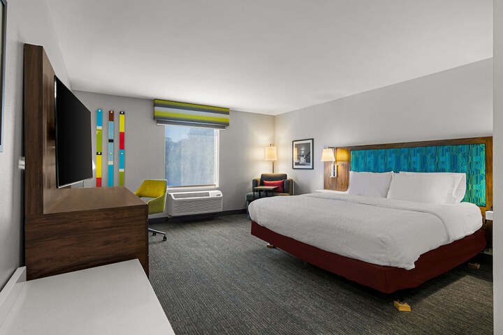 Room 22 of 37