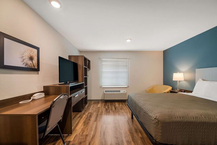 Room 10 of 23