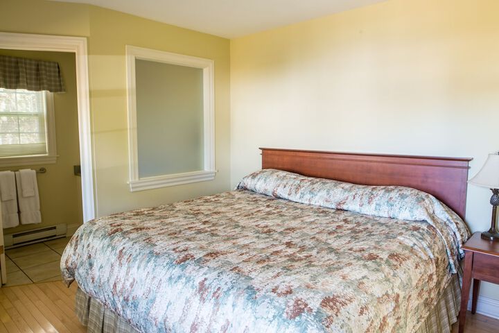 Room 42 of 68