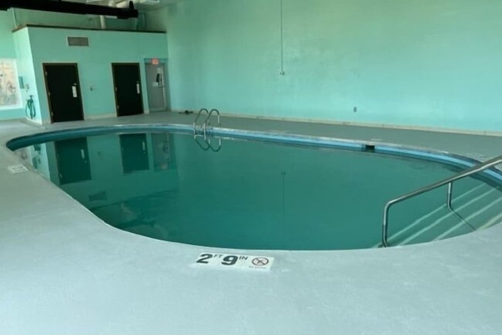 Pool 5 of 25