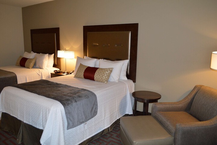 Best Western Plus Stevens County Inn