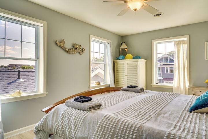 The 1818 Home w / Porch & Grill - 1 Mi to Beach!
