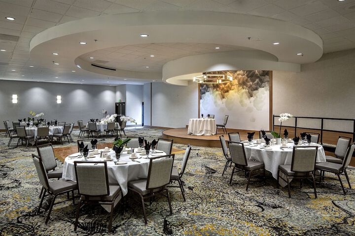DoubleTree by Hilton Hotel Modesto
