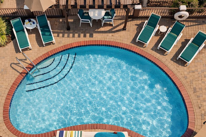 Holiday Inn Express Hotel & Suites Brownsville by IHG