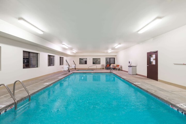 Pool 3 of 30