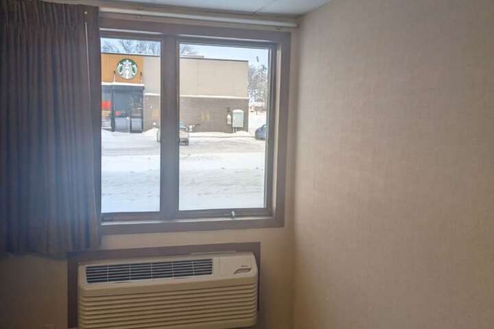 Room 26 of 46