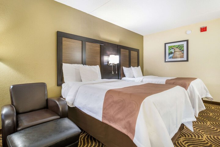 Room 26 of 75