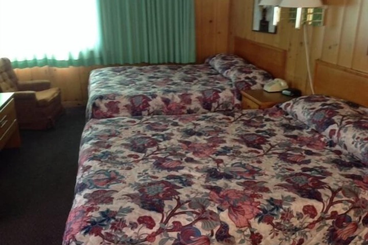 Sun N Snow Hotel