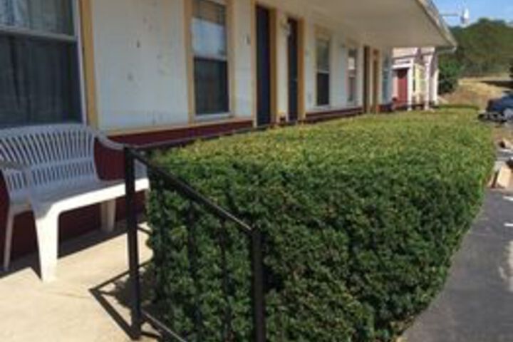 Biddeford Motel
