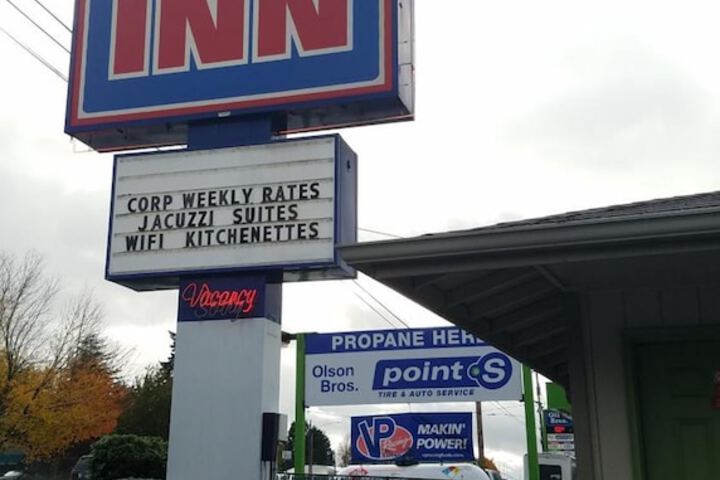 Milwaukie Inn Portland South