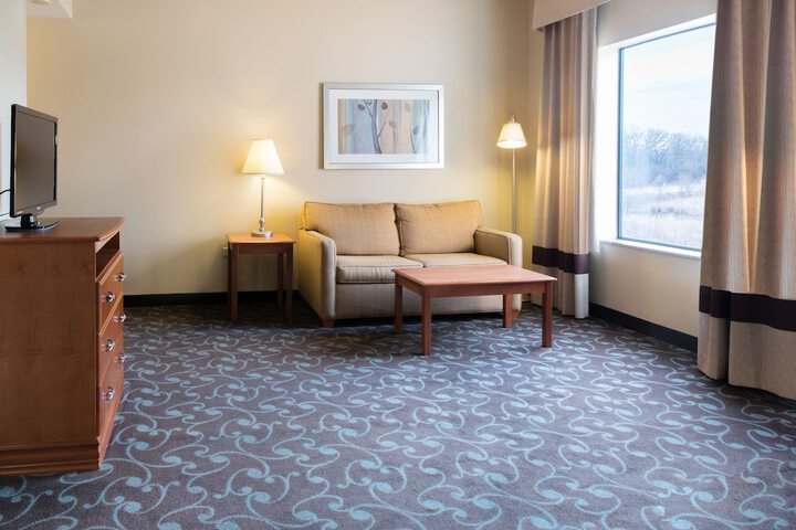 Room 42 of 60