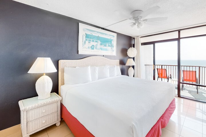 Room 34 of 106