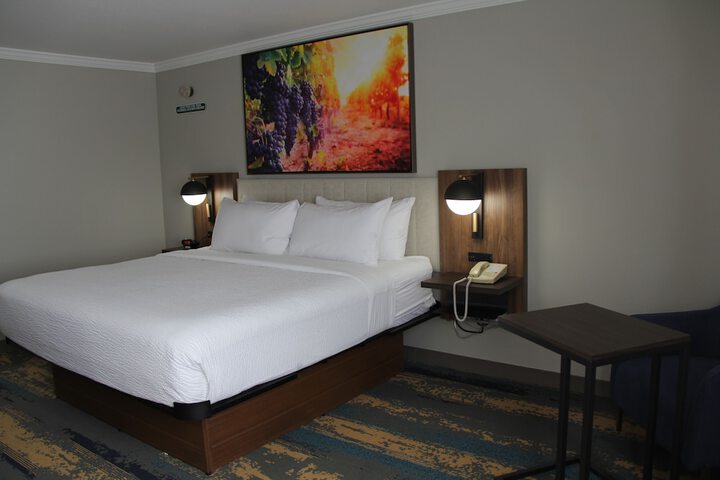 Room 62 of 97
