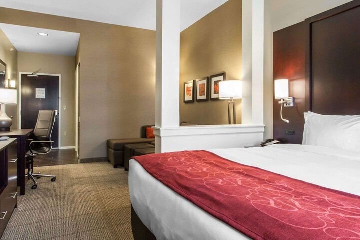 Comfort Suites Youngstown North