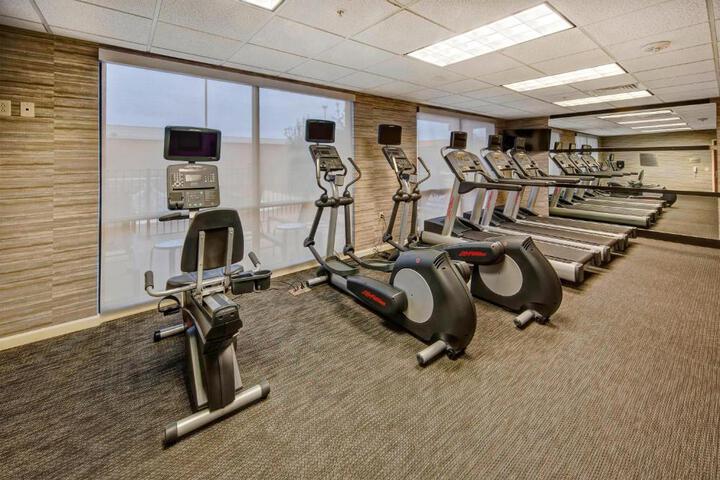 Courtyard by Marriott Alexandria