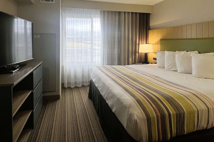 Room 44 of 51