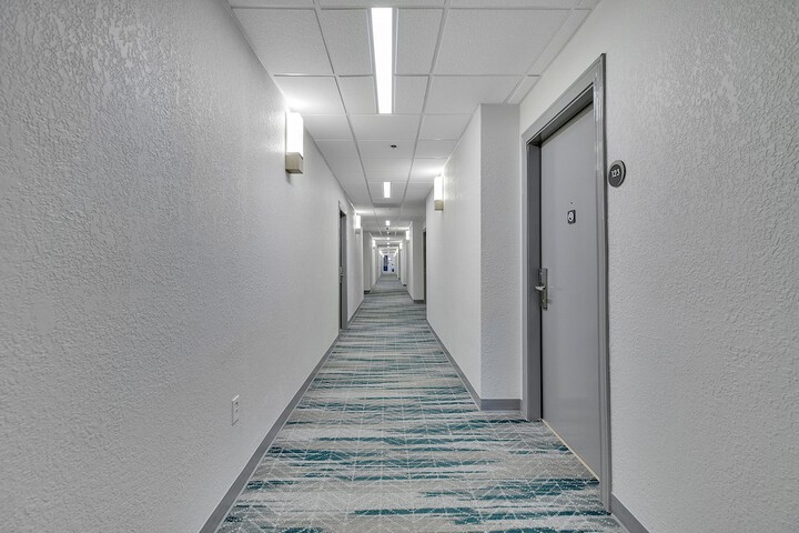 Ballroom/Hall 53 of 59