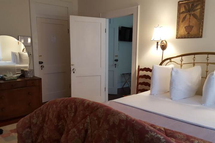 Room 29 of 62