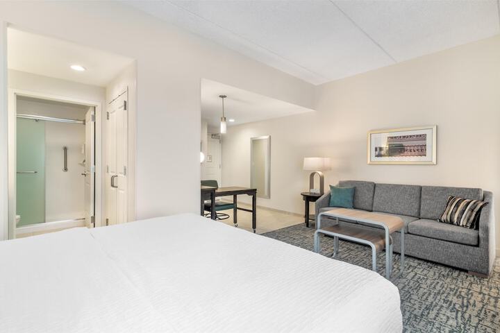 Homewood Suites by Hilton Schenectady