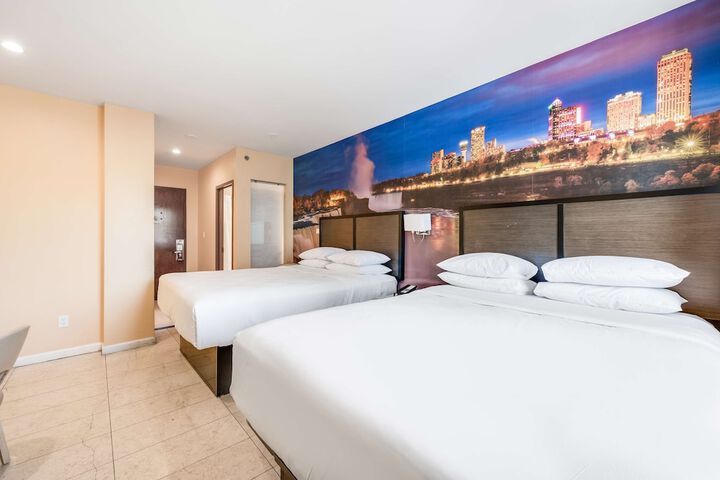 Room 11 of 19