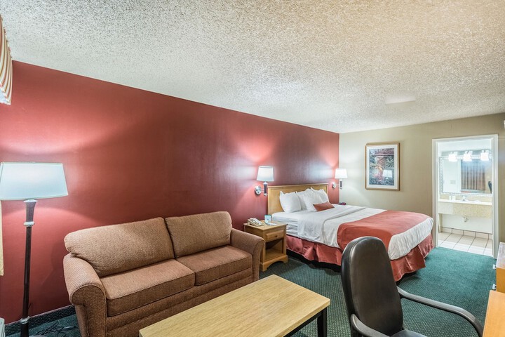 Room 34 of 51