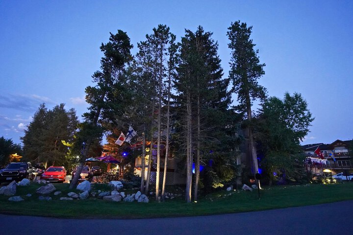 Hotel 3 of 99