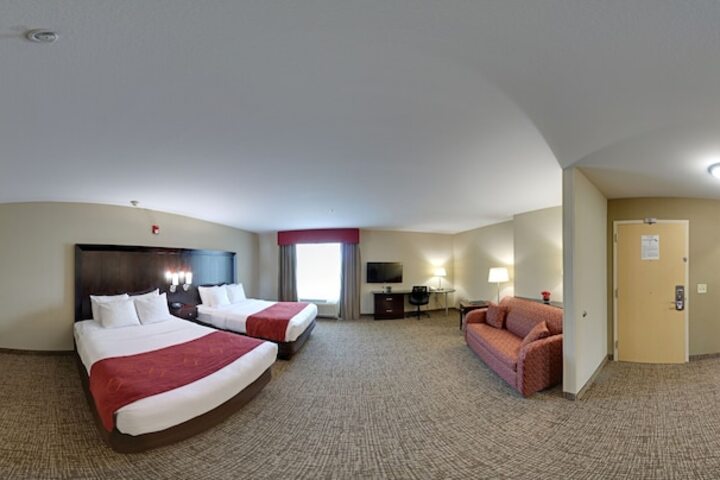 Room 33 of 69