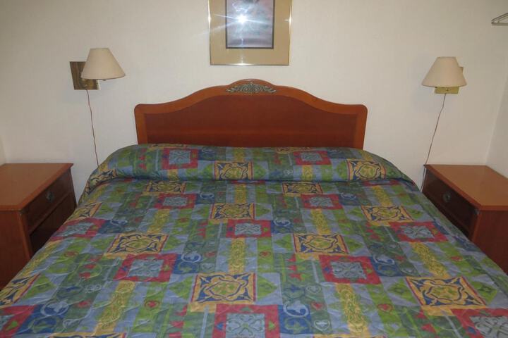 Best Budget Inn