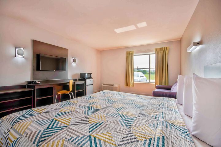 Room 21 of 25
