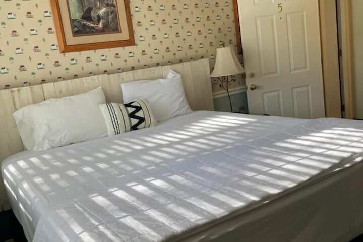Room 78 of 126