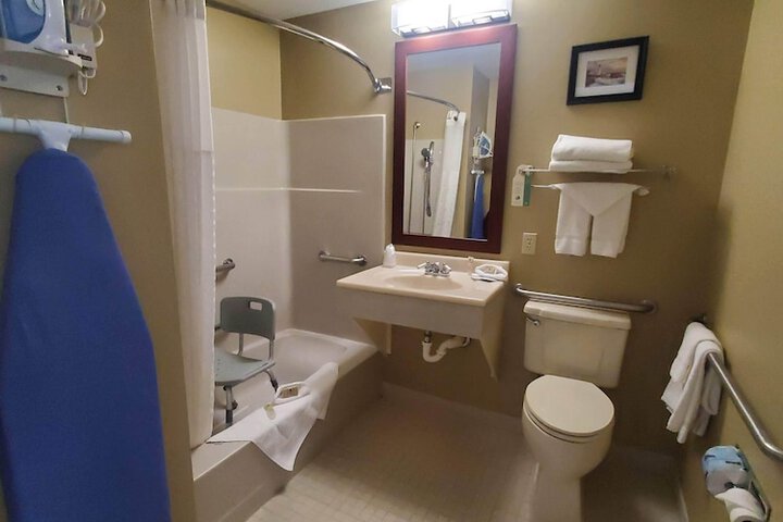 Country Inn at the Mall