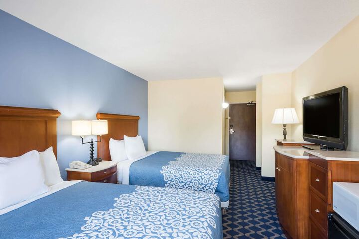 Aderi Hotel Niantic