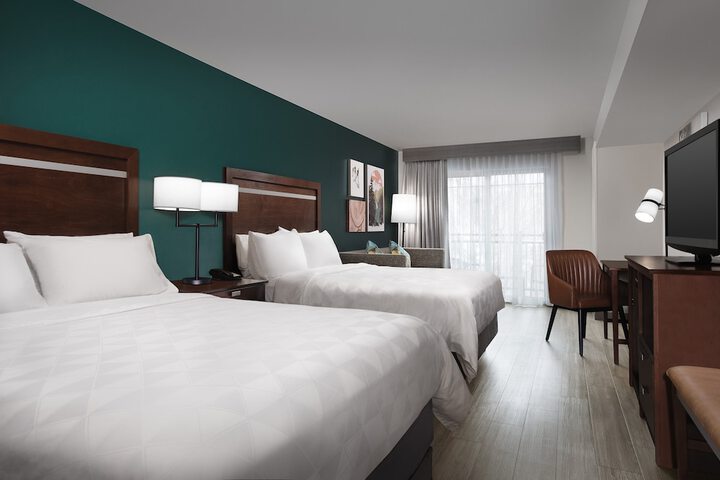 Room 33 of 54