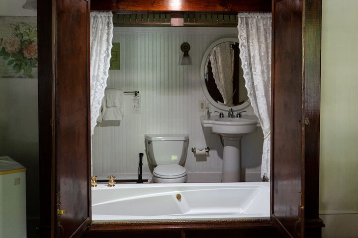 Room 61 of 75
