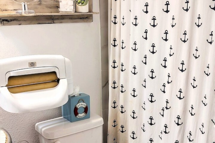 Room 48 of 75