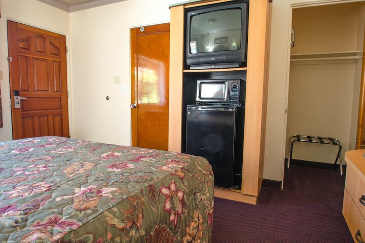 Room 26 of 47