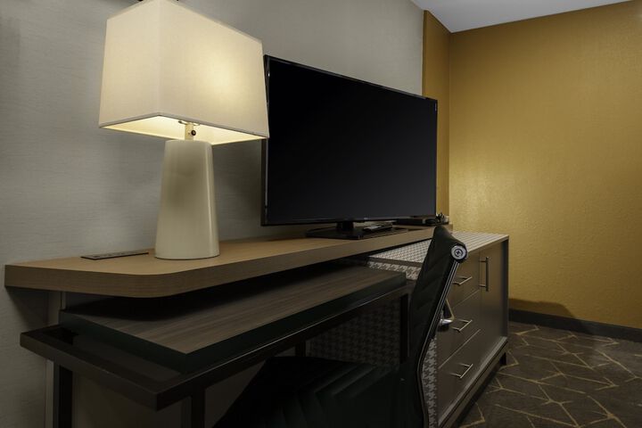Room 15 of 35