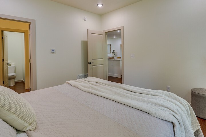 Bella Vista Vacation Rental on The Back 40 Trail!
