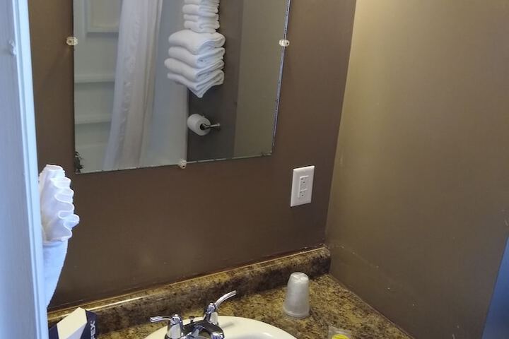 Room 30 of 51