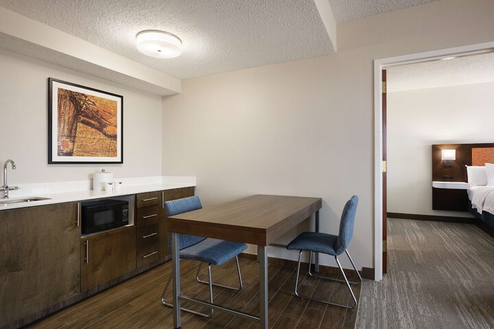 Hampton Inn & Suites Dallas-Mesquite