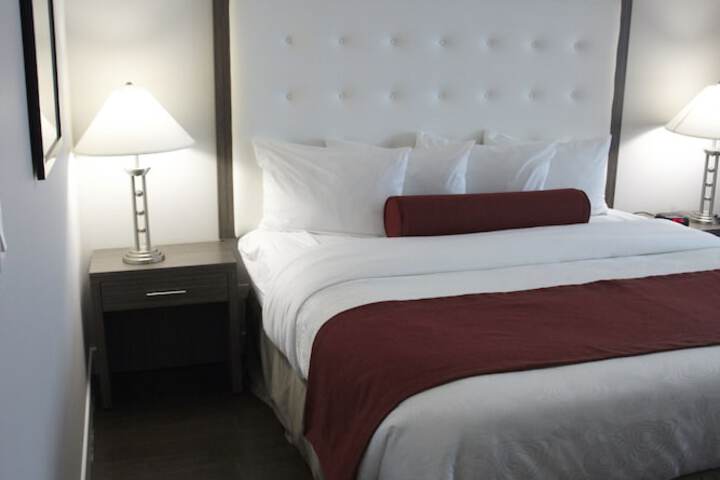 Room 30 of 41