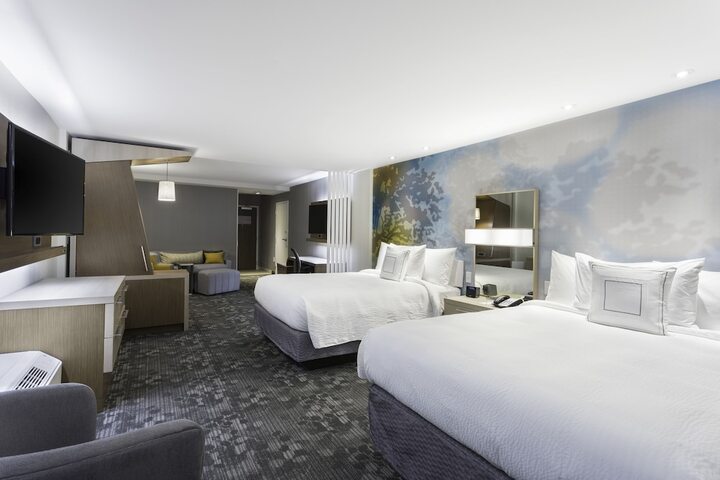 Room 18 of 34
