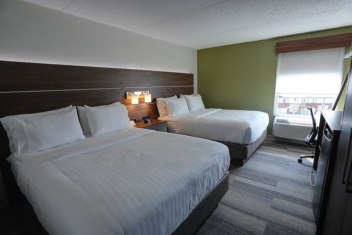 Room 15 of 29
