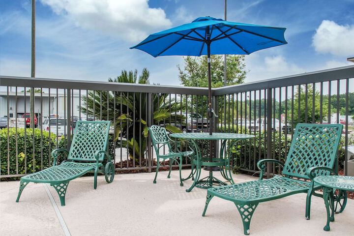 Terrace/Patio 28 of 29