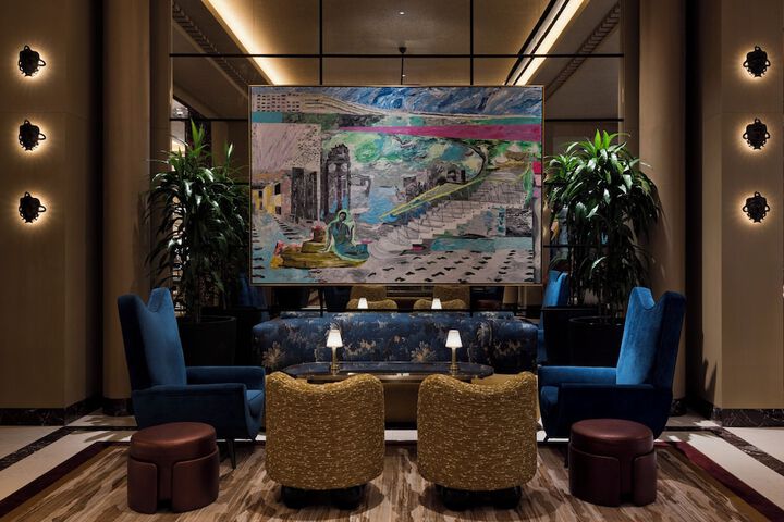 Lounge 125 of 182