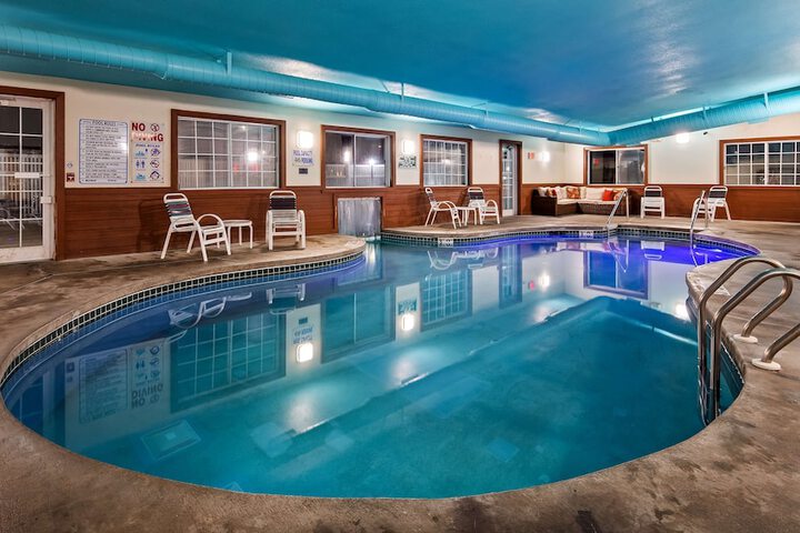 Pool 3 of 25