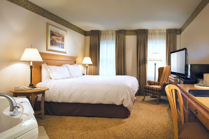 Room 15 of 19