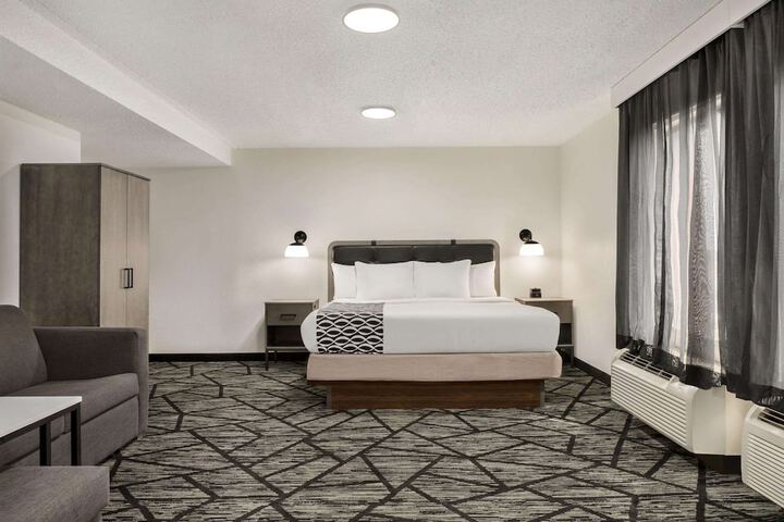 Room 30 of 56