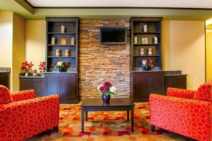 Hotel Interior 6 of 35