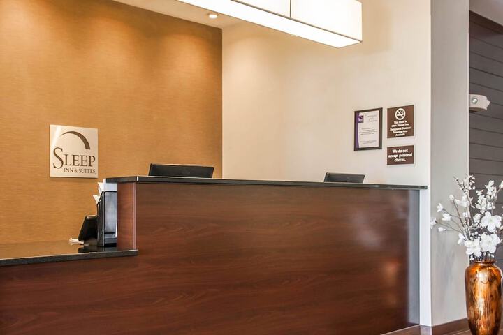 Sleep Inn & Suites Devils Lake